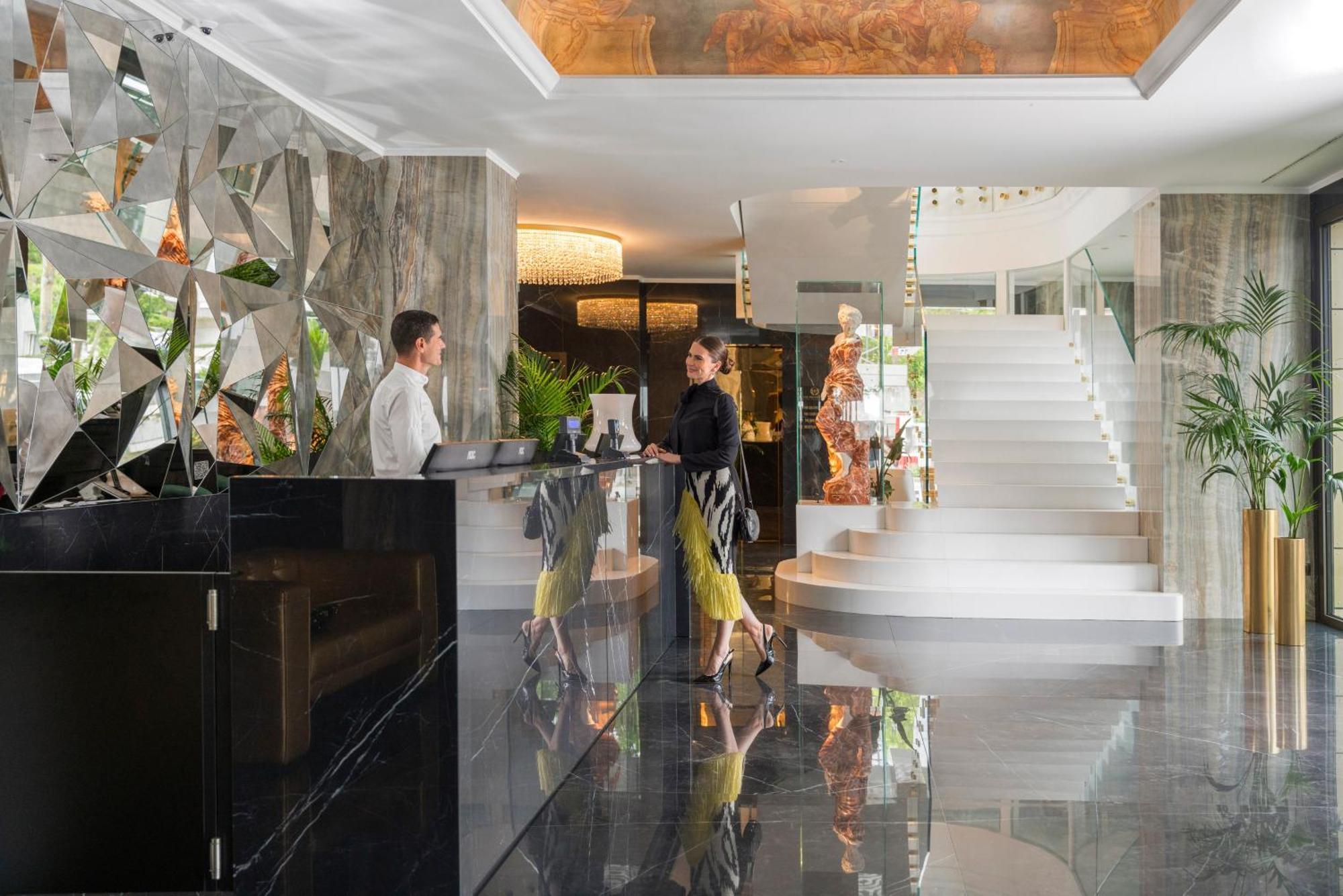 Hotel Promenade **** Riccione Esterno foto
