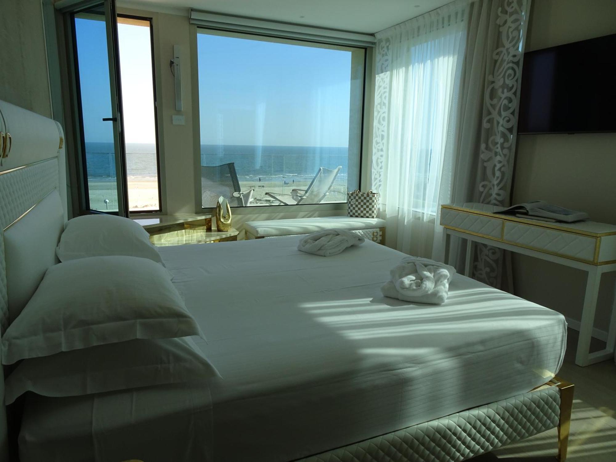 Hotel Promenade **** Riccione Esterno foto